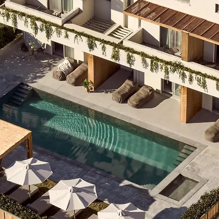 Ola Exclusive Residence, With Pool & Access, By Thinkvilla Vilă