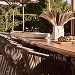 Villa òla Exclusive Residence, With Pool&beach Access, By Thinkvilla *