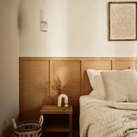 Ola Exclusive Residence, With Pool & Access, By Thinkvilla Villa