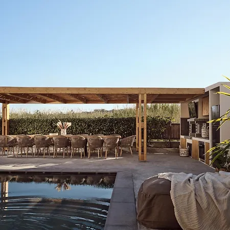 Ola Exclusive Residence, With Pool & Access, By Thinkvilla * チィリヴィ