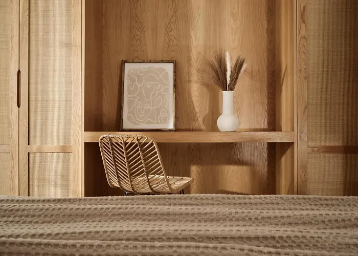 Ola Exclusive Residence, With Pool & Access, By Thinkvilla Вилла Циливи