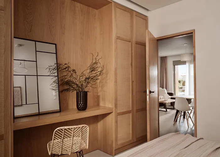 Ola Exclusive Residence, With Pool & Access, By Thinkvilla Вилла Циливи