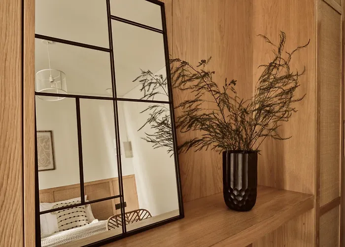 Ola Exclusive Residence, With Pool & Access, By Thinkvilla * Циливи